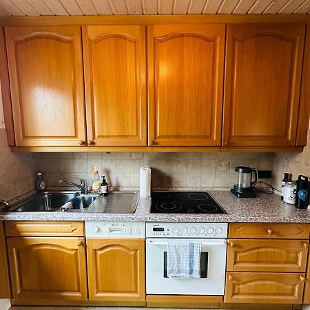 Sunroom 2 Bed Apartment West Town B17 Heidenheim an der Brenz Esterno foto
