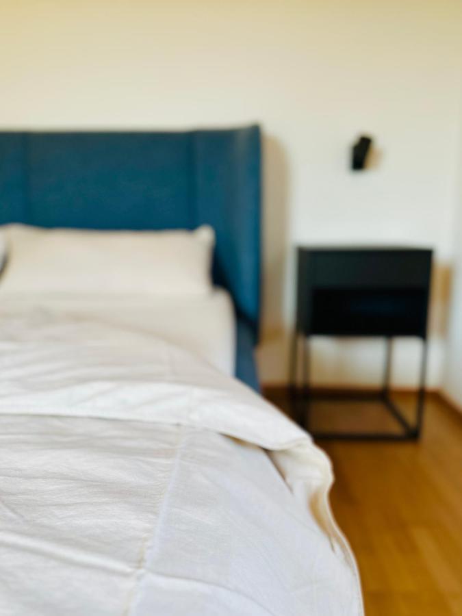 Sunroom 2 Bed Apartment West Town B17 Heidenheim an der Brenz Esterno foto
